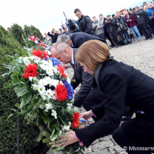 Minister Gajdoš vzdal gen. Štefánikovi hold s rezortnými kolegami z Francúzskej a Českej republiky