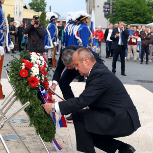 Ministri obrany Gajdoš a Metnar si uctili pamiatku generála M. R. Štefánika v predvečer 100. výročia jeho tragickej smrti