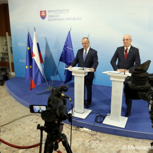 P. Gajdoš: Platy vojakov zvýšime v priemere o 300 eur
