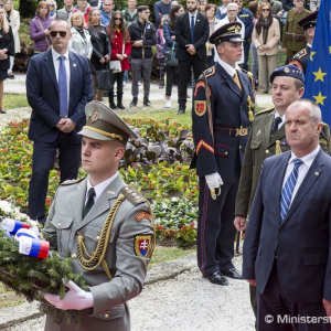 Minister Gajdoš si vo Zvolene uctil pamiatku obetí 2. svetovej vojny