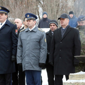 Minister Gajdoš si uctil pamiatku obetí vypálených obcí Kľak a Ostrý Grúň