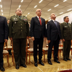 Zamestnanci rezortu obrany a profesionálni vojaci si pripomenuli odkaz 17. novembra