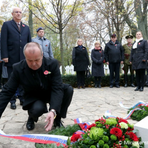 P. Gajdoš: Symbol červeného maku je prejavom úcty každému jednému vojnovému veteránovi, ktorý kedy okúsil vojnové besnenie