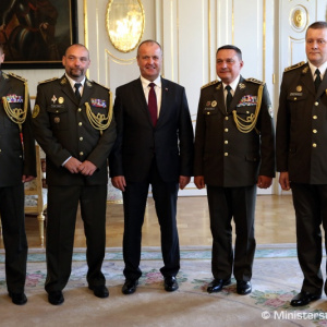 Ozbrojené sily majú troch nových brigádnych generálov