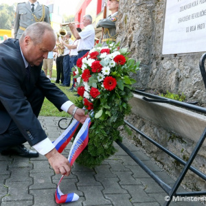 Rekonštrukciu historických udalostí SNP si na Oravu prišiel pozrieť aj minister Gajdoš