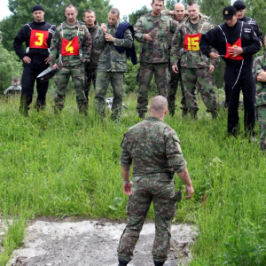 Obrana má Železného muža roku 2013
