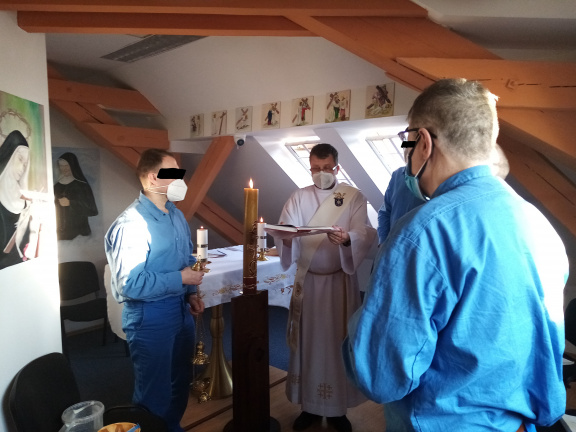 InkedEvanjelium na Veľkonočnú vigíliu (1)_LI