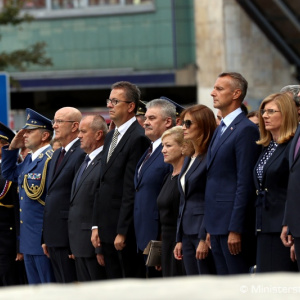 Minister obrany Peter Gajdoš si v Bratislave pripomenul 74. výročie Slovenského národného povstania 