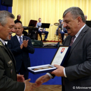 Genmjr. Daniel Zmeko si slávnostne prevzal funkciu náčelníka Generálneho štábu OS SR