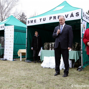 V Malackách si študenti zmerali sily v prvých branných súbojoch, podporil ich aj minister Gajdoš