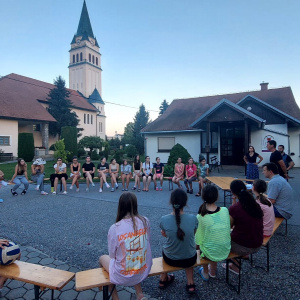 Spolocny zaciatok