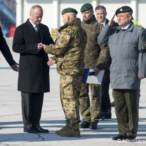 Vládny špeciál priviezol z Bosny a Hercegoviny telo zosnulého slovenského vojaka