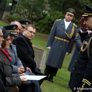 Legende boja proti fašizmu generálmajorovi Schwarzovi prišiel na poslednú rozlúčku vzdať hold aj minister Gajdoš