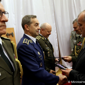 Zamestnanci rezortu obrany a profesionálni vojaci si pripomenuli 25. výročie vzniku Slovenskej republiky a Ozbrojených síl SR