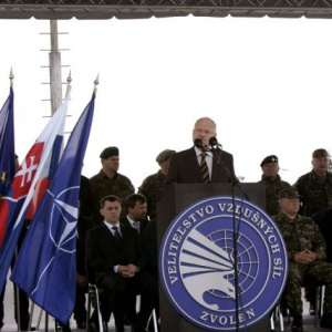 Zmodernizovaná vzletová a pristávacia dráha na letisku Sliač 
