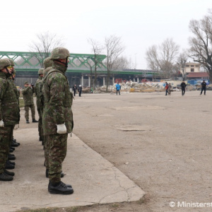 Vojaci privítali rok 2016 tradičnými salvami
