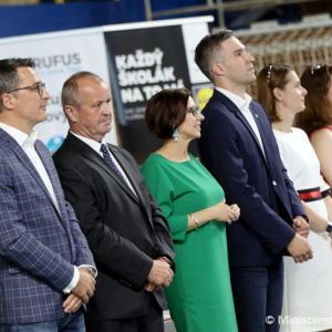 Vojaci podporili floorbalovú ligu, aj vďaka nej sa prehĺbila spolupráca so školami