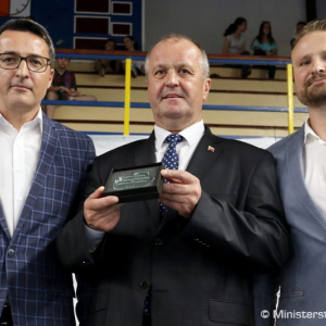  	Vojaci podporili floorbalovú ligu, aj vďaka nej sa prehĺbila spolupráca so školami